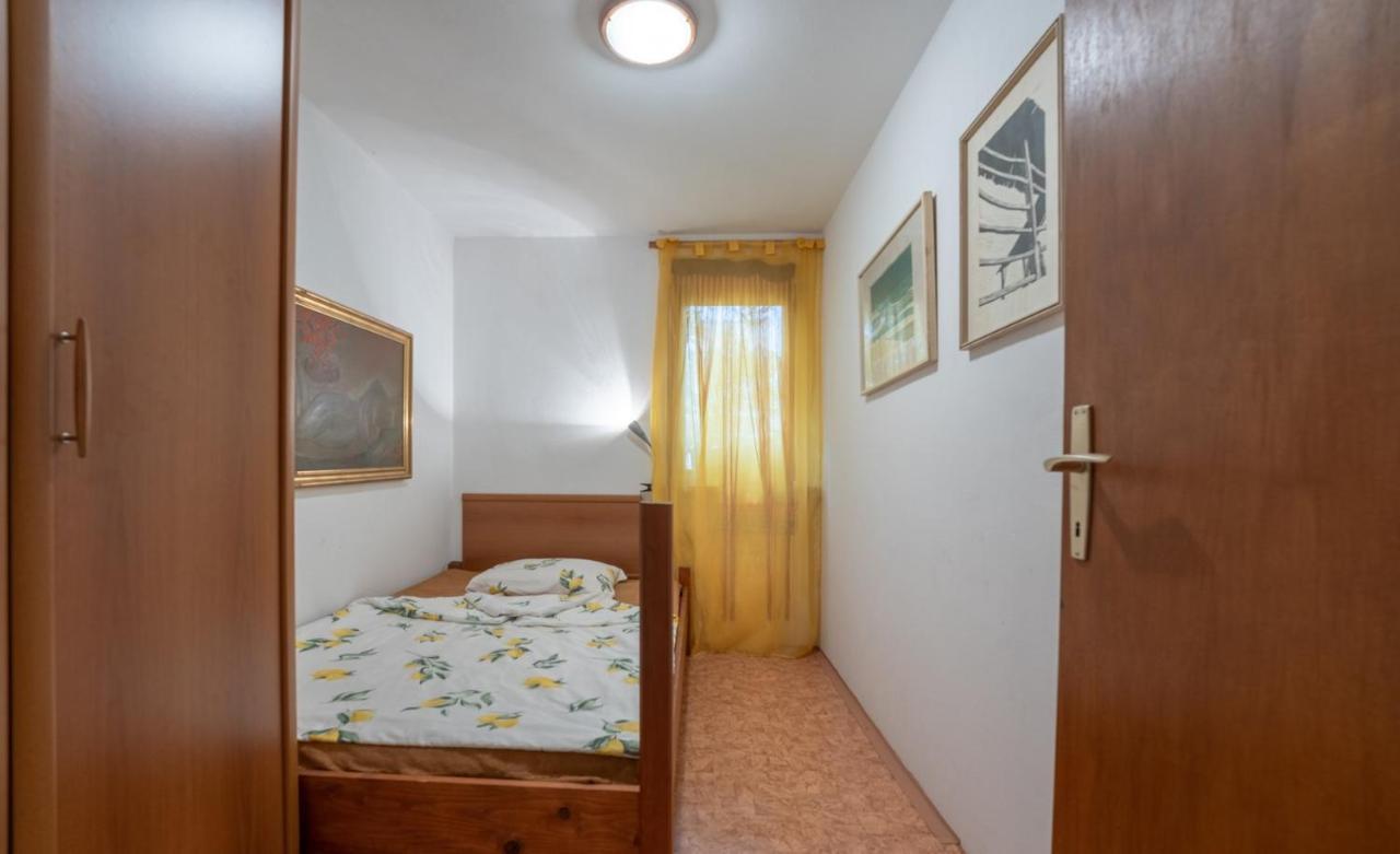 Apartment Ruj Zambratija  Exterior foto